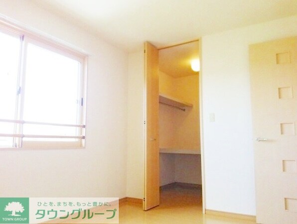 ロイヤルパレスAの物件内観写真